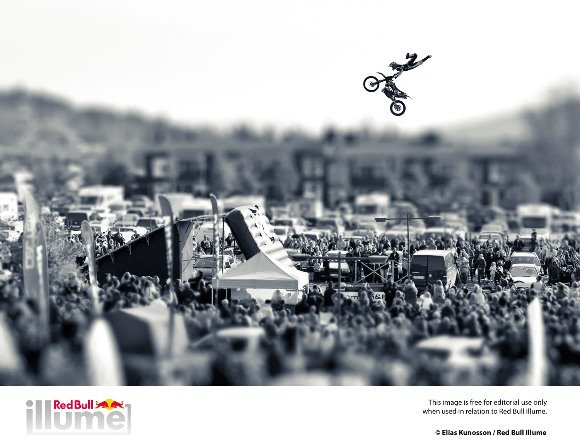 Red Bull İllume Fotoğraf Yarışması goo.gl/0zp5PR #sanartsal <a href="/RedBullTR/">Red Bull Türkiye</a>