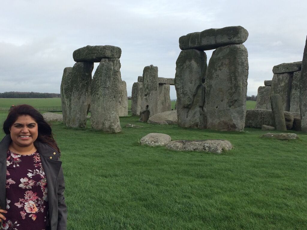 jmulakala's tweet photo. Taking a detour to check out Stonehenge! @WeWork @Virgin_Atlantic! #WeWorkInTheAir https://t.co/HYO4LQ729e