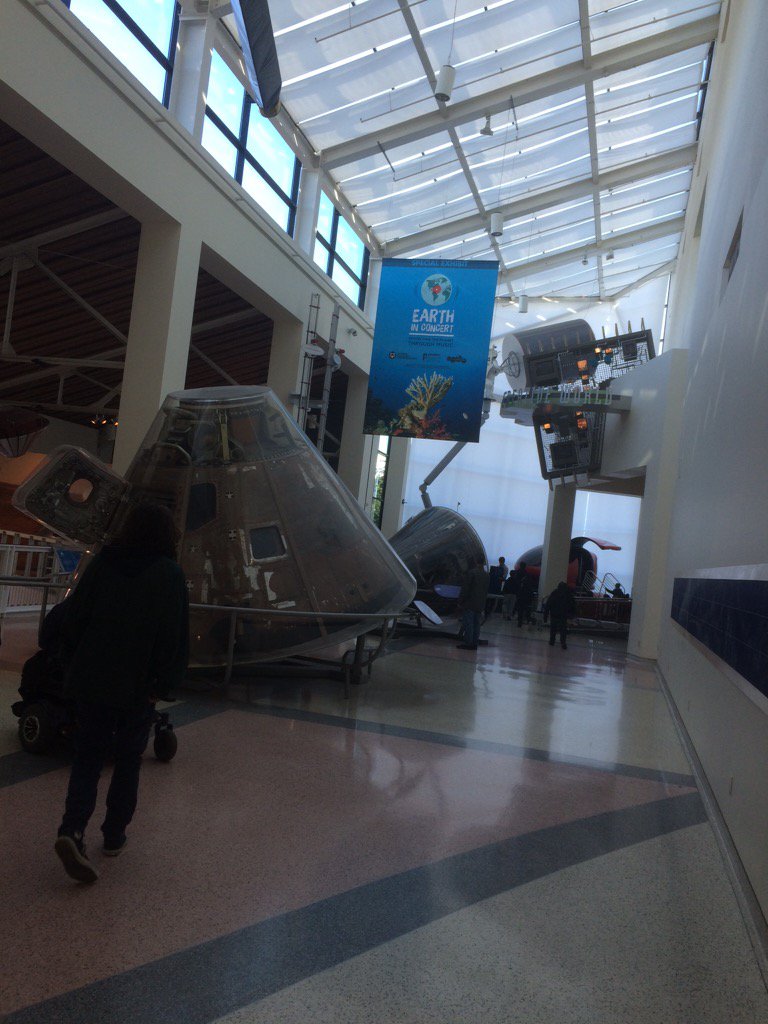 kcianlee's tweet photo. @tomdelonge I feel like I'd run into you somewhere around here :p #californiasciencenter :) #musician https://t.co/CmbLhSTIKf