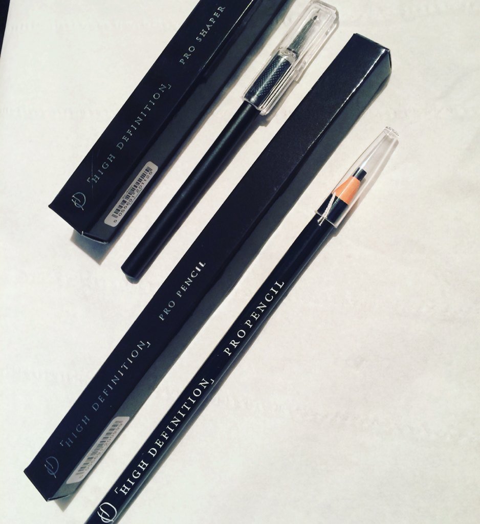beyondbeauty_H's tweet photo. Back in stock! the much loved pro pencils & sharpeners #hdbrows #masterstylists #precision #definition https://t.co/UfMIlzTfbU