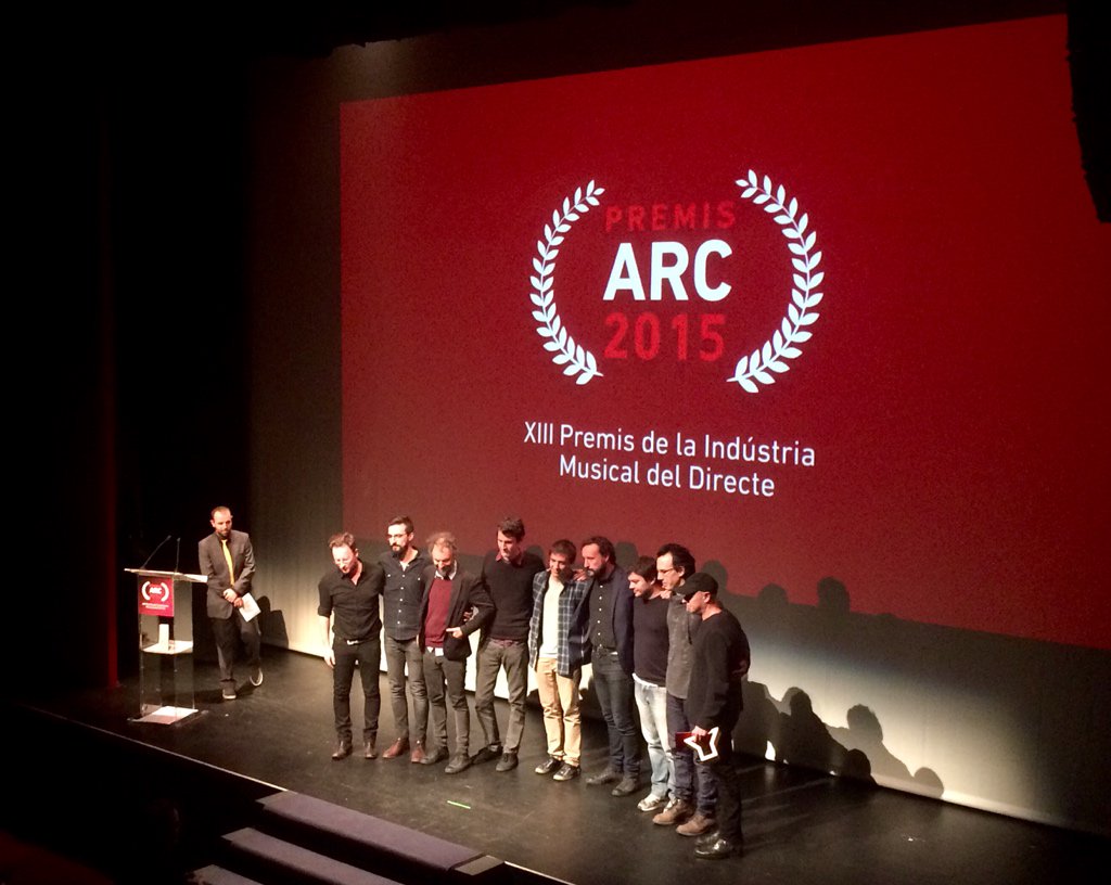 finaestampabcn's tweet photo. Premi a la millor gira de sales per @MishimaBCN i de teatres al @CollectiuE. Felicitats!! https://t.co/lBJfrlU7ee