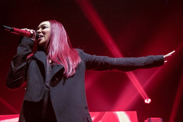 GramercyTheatre's tweet photo. .@MonicaBrown brings back true R&B at her sold out #CodeRedExperience last night w/ @IamRicoLove!๐ท: @SinestraStudios https://t.co/g95RNMVVRr