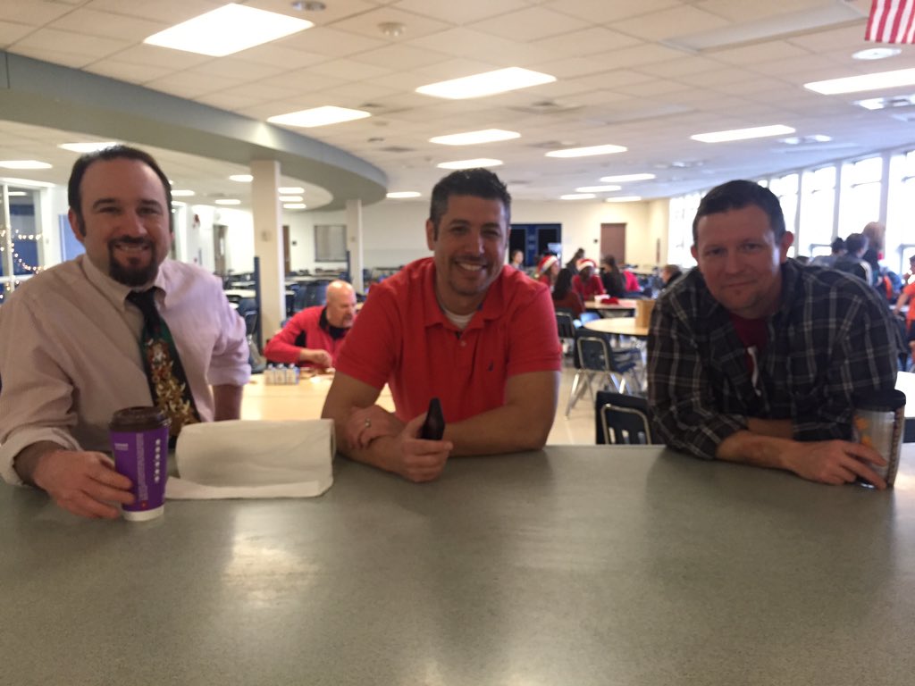 NAHSHistoryClub's tweet photo. Some pictures from Breakfast w/ Santa. It was our biggest one EVER!! Thx to everyone that made it a success. https://t.co/kgtYRIfzam