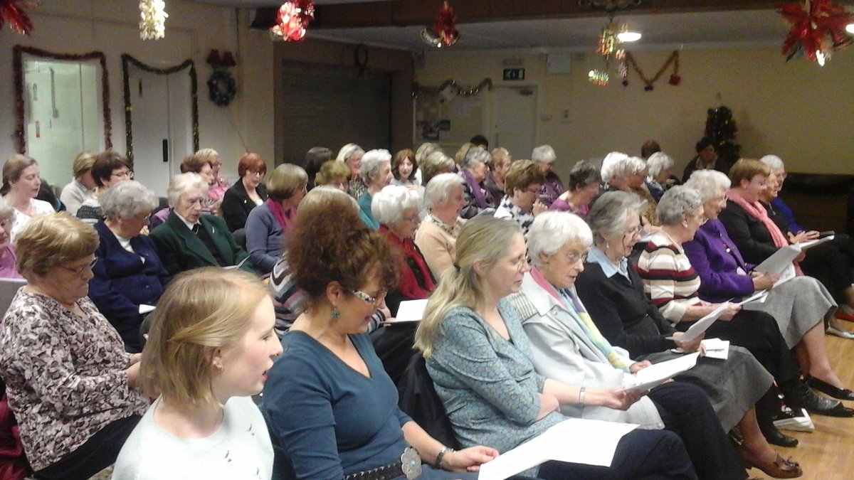 MoldWI's tweet image. Our Christmas meeting was a wonderful evening, thank you to Ruth More Williams for the story telling.@MoldWI