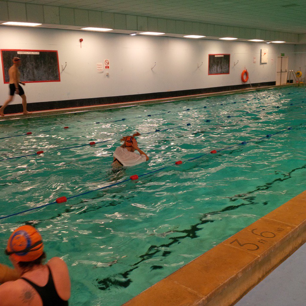 chippenhamtri's tweet image. @chippenhamtri inaugural Xmas swim relays. This is the time of year we can all have some #trifun! #triathlon for all