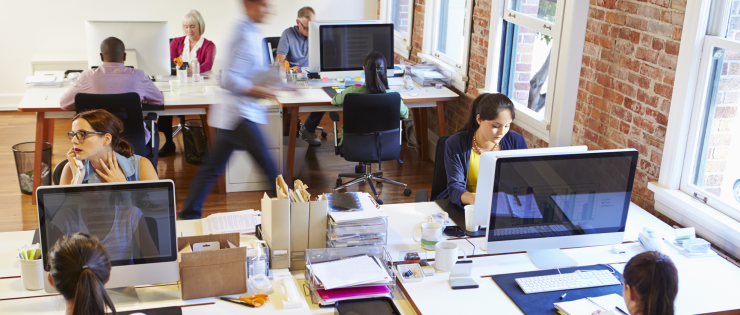 NRFnews's tweet image. Retailers added 22,300 #jobs in November, up 196,300 compared to November 2014.  ow.ly/VupNE