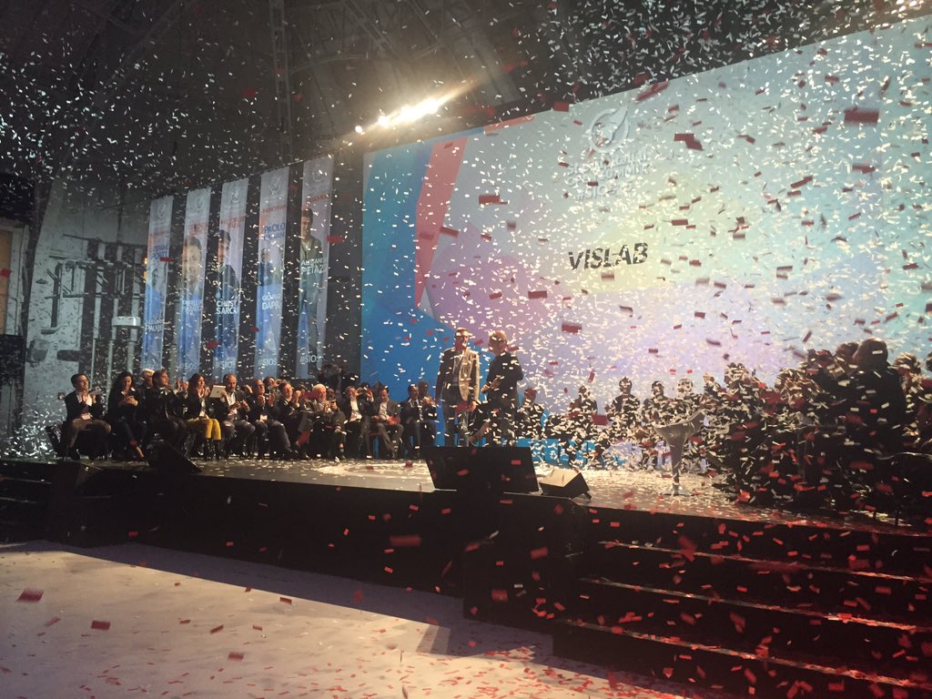 startup_italia's tweet photo. È @vislab la vincitrice di #SIOS15! Complimenti a tutti! https://t.co/QXGhPXRau1