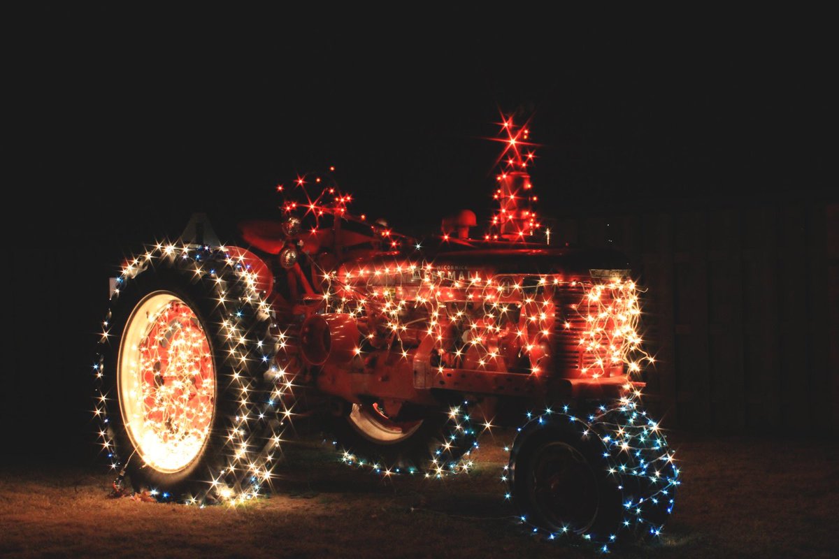 Orchardpig's tweet photo. Our version of the Christmas Coca-Cola van. Holidays are bloody coming alright. https://t.co/vKBj0t7gXZ