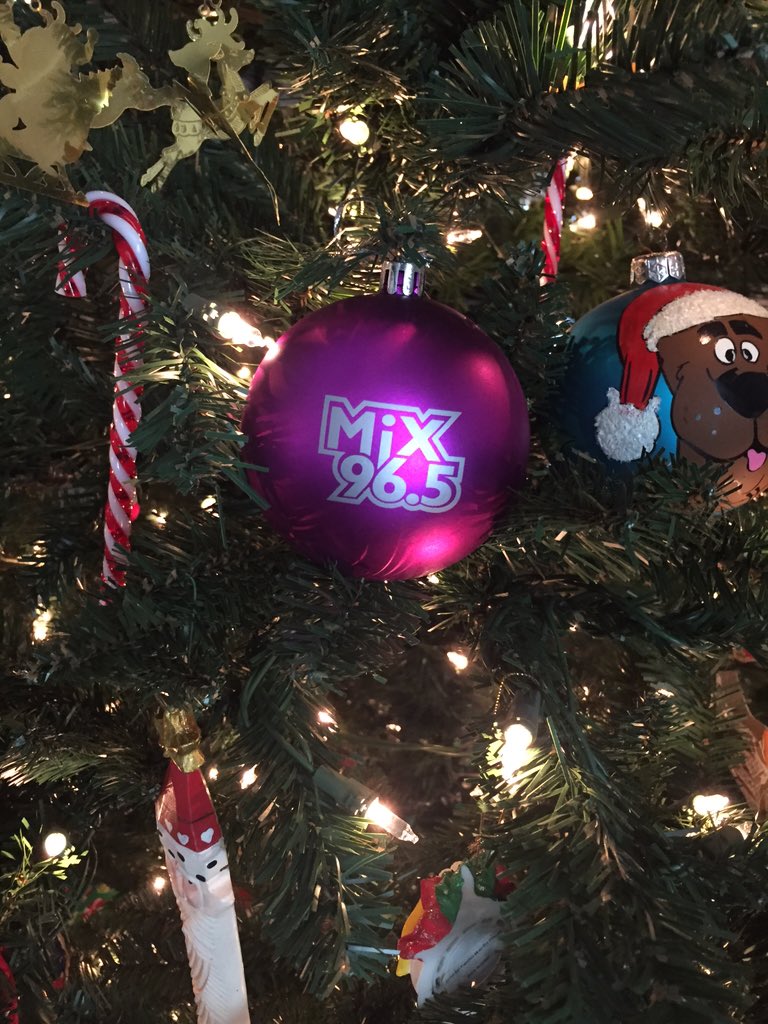 KelliLachner's tweet photo. @Mix965Houston ...thanks for the Moody Gardens passes and ornament! You guys are great! https://t.co/DNYmcVBLo3