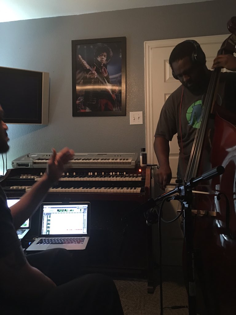 jwrightpromise's tweet photo. Working on the https://t.co/5YpcbQ3ovd Project.. These Brothers are ridiculously talented.. @Ebrook27@patrickwright https://t.co/hKrEIRWApA