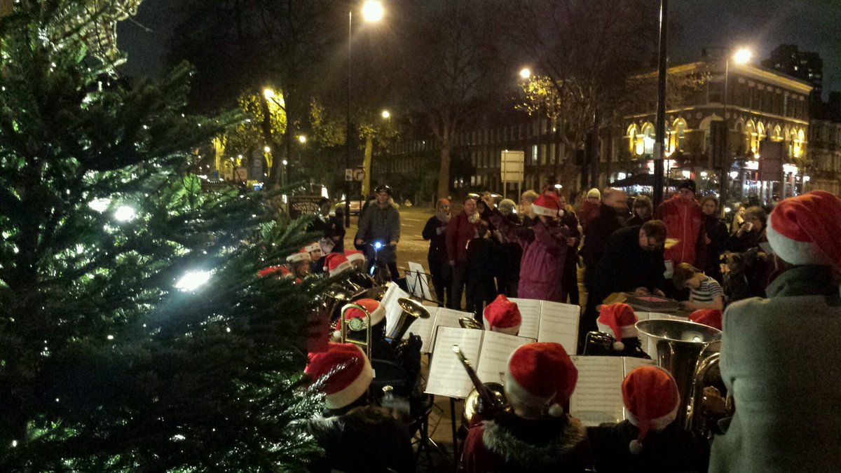NorthLambParish's tweet image. Fabulous @AbsSumnerSE11 brass band leading us tonight