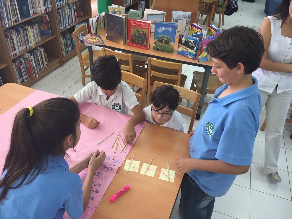 teacherscorey's tweet photo. Gr. 6 teaching Gr. 5 about child safety @CIPLCSupt @erine75 @EmilyCave2 @NeelShane https://t.co/OnUGPKBvI4