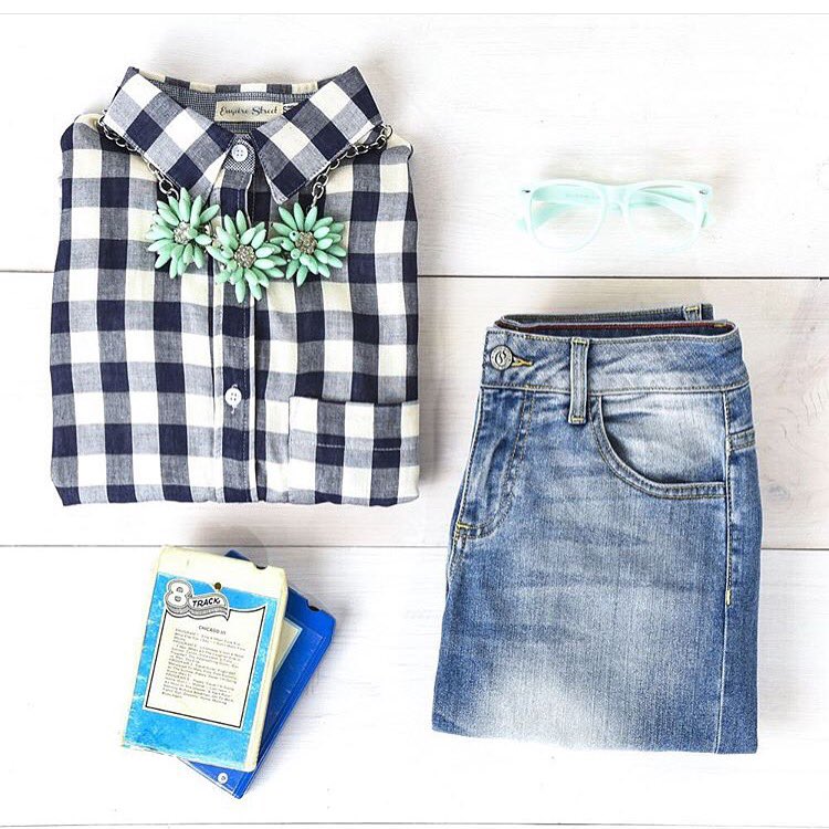 shopempiredance's tweet photo. Our navy blue buffalo check button up top is coming online this week!! Pair it with our boyfriend jeans - PERFECT https://t.co/egFX0MLCg6