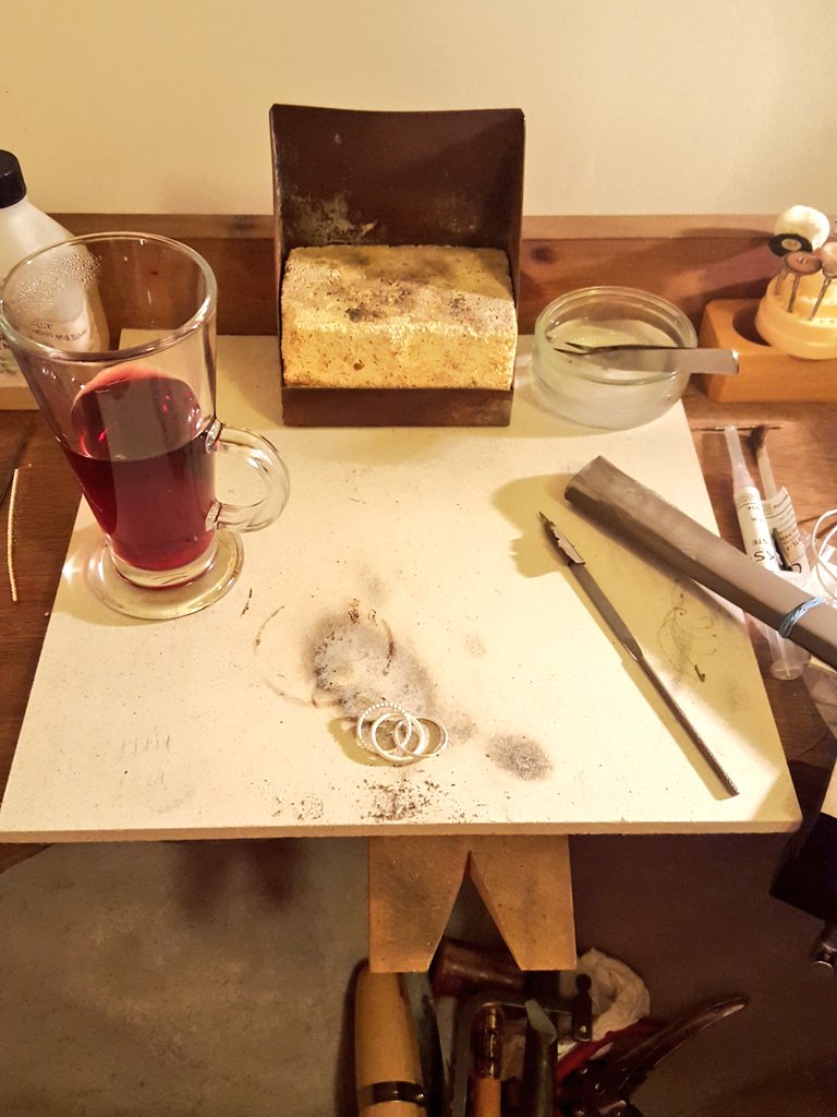 JewelleryBench's tweet photo. Making a few Christmas orders today and a glass of mulled wine an essential this time of year! #handmade #jewellery https://t.co/dzryaedI07