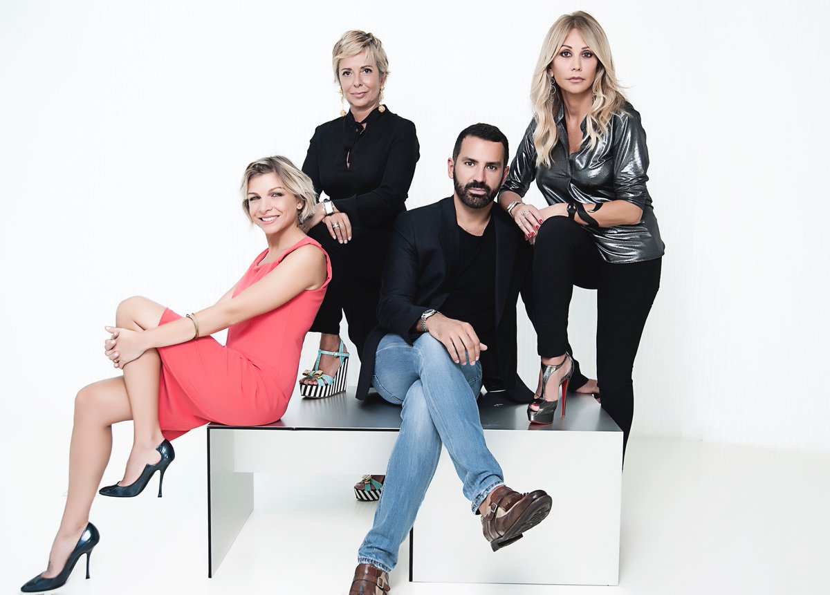 dottspagnolo's tweet photo. Questa sera, alle ore 23.15, l'ultima puntata di #BellaPiùDiPrima su #La5 con uno speciale sul CORPO DELLE DONNE! https://t.co/uTKL5RMYbQ