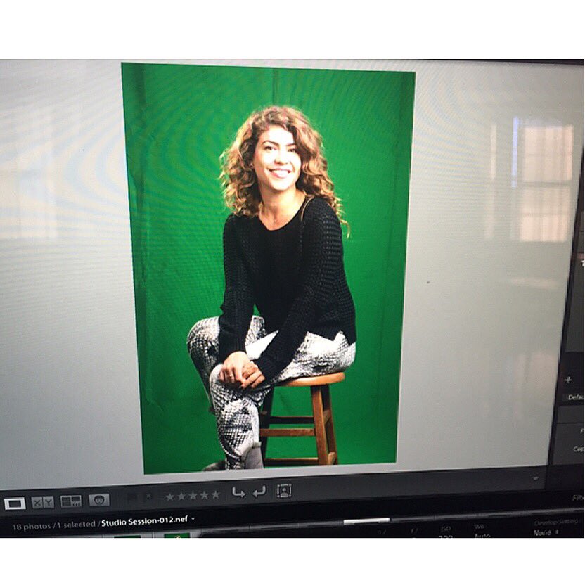 LeeBroda's tweet image. Photoshoot time ✌🏻️ green screen magic 🎬 #ClassRank @Classrankmovie #photoshoot