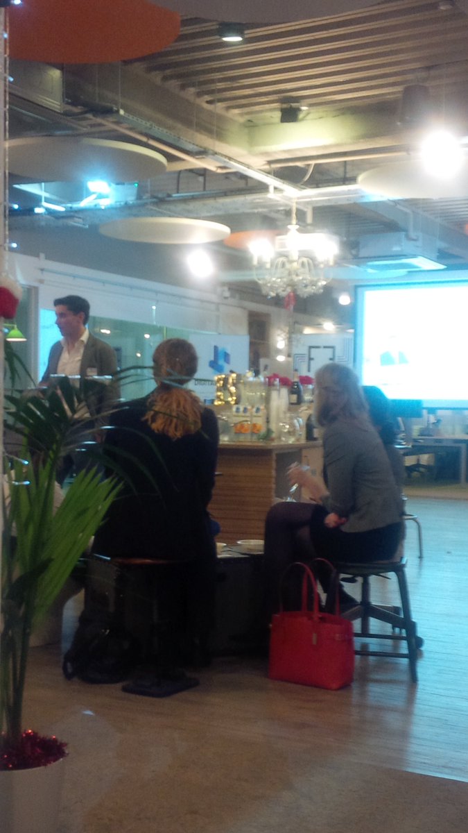 ClaireBoscq's tweet photo. One man in the room taking the stand @alexbelcher @WDForumCI #wdfci https://t.co/WBOCfZIUNC