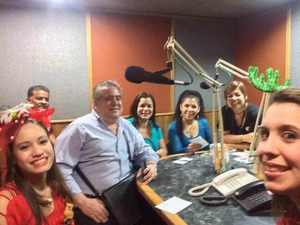 Cookiebite_ve's tweet photo. Ya estamos con @marujiron en @exitos953fm https://t.co/fAuiRD0E1n