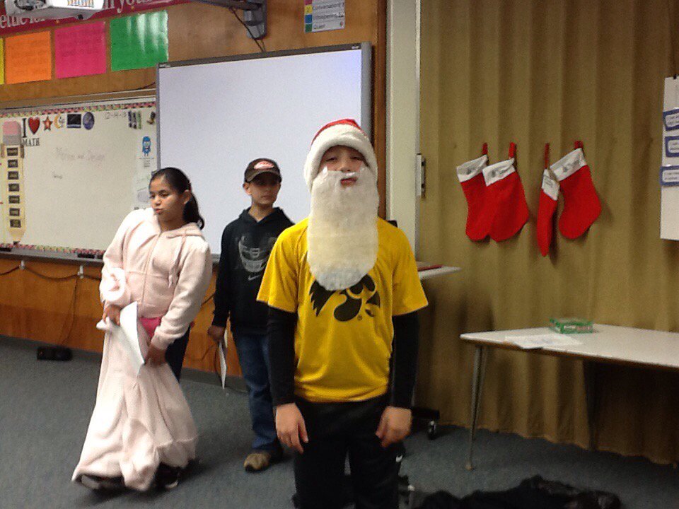mslabellefourth's tweet photo. Practicing for class play #mphawks https://t.co/RuvO2Aekwo