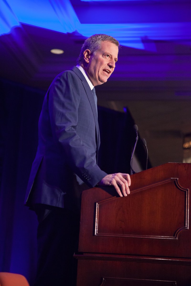 npnewamericans's tweet photo. .@NYCMayorsOffice @BilldeBlasio at #NIIC announcing $7.9 million plan for #adminrelief @RI4A @thenyic @MaketheRoadNY https://t.co/1oMBqCOQii