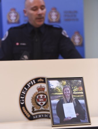 Guelph Police asking residents to help them locate suspects following Sunday's fatal crash guelphmercury.com/news-story/619…