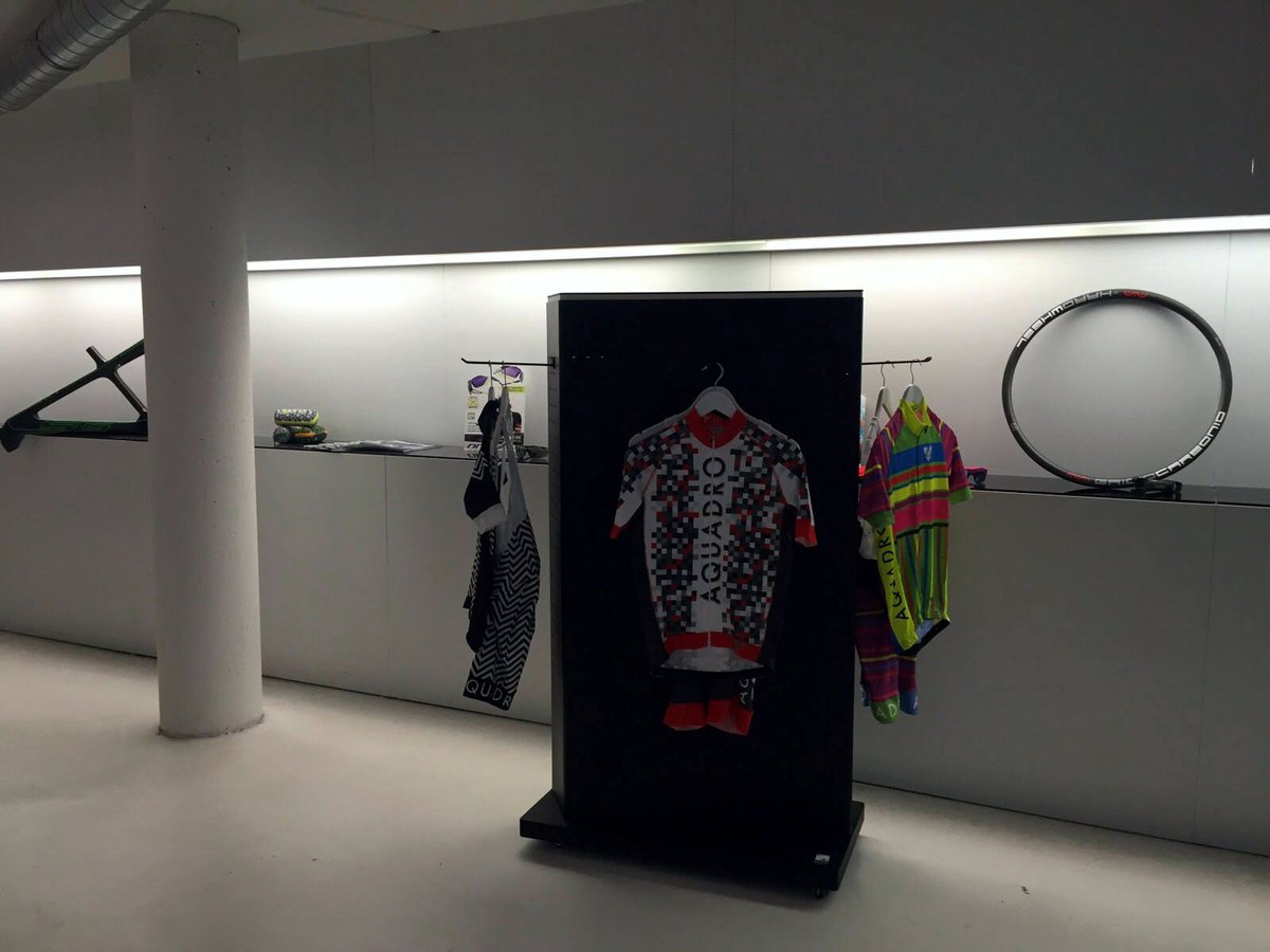aquadro2's tweet photo. Show room? Boutique? Ufficio? ...Noi la chiamiamo "Officina dei sogni" #aquadro2 #hightech #exclusive #HQ https://t.co/cYoO6tj6SZ