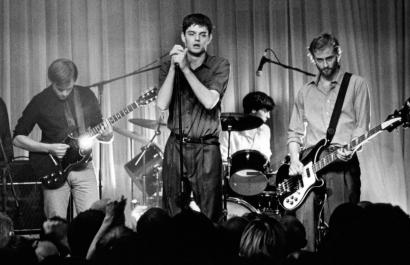 rinoceronteFM's tweet photo. ¡Te extrañamos, Ian! Hoy en #RinoSeleccion recordamos lo mejor de @joydivision. 22 hrs en rinoceronte.fm o apps. https://t.co/khZPPuOyX6