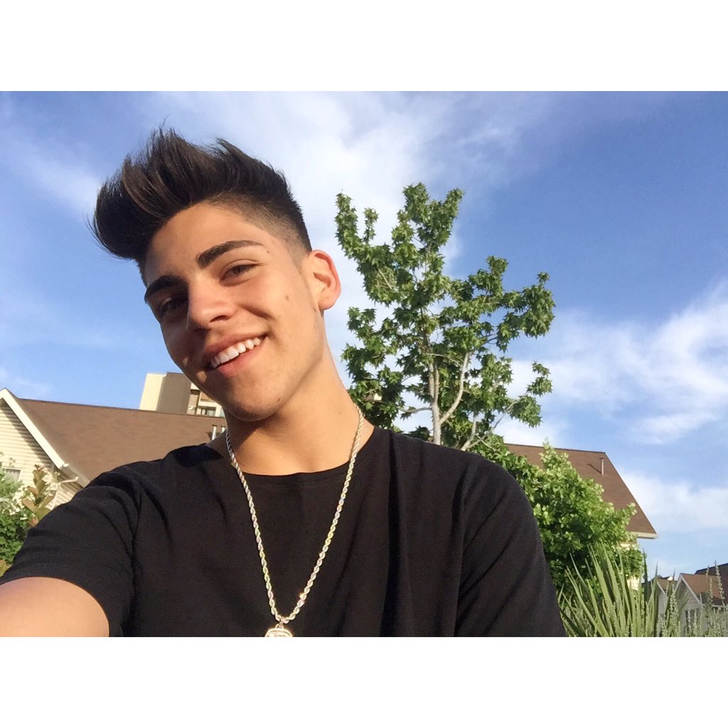 GinoMella's tweet photo. Lindo día ❤️☀️ https://t.co/YWdtbKXz2c