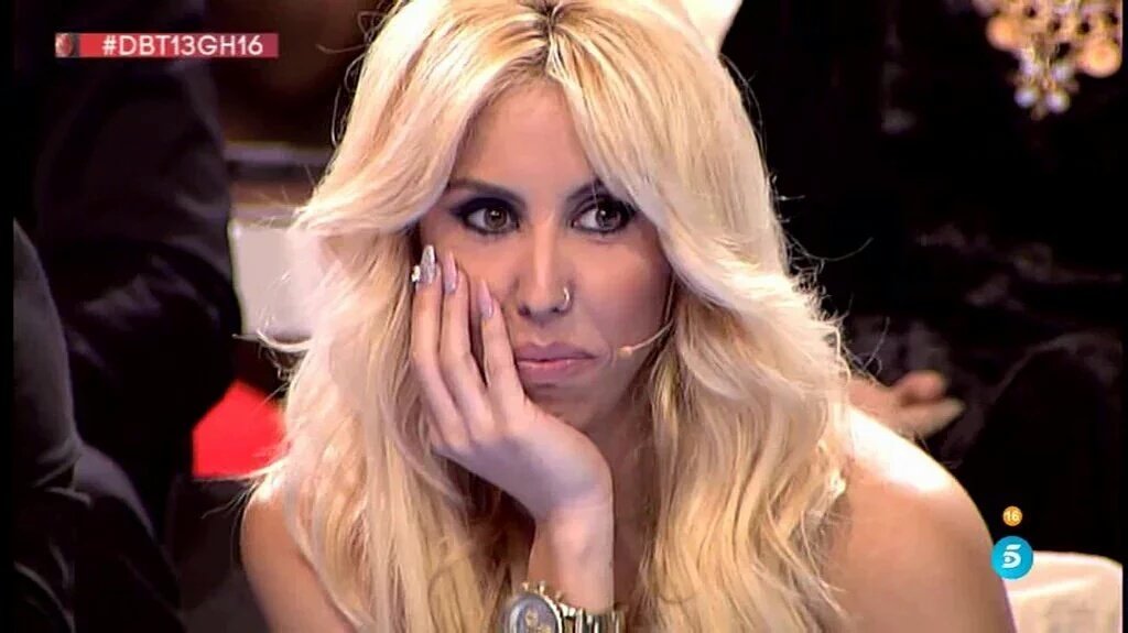 CriticoT5's tweet photo. Resumen de GH 16. @_MartaGH16_ BRAVA. @_AmandaGH16_ HASTA NUNKI 💋 https://t.co/jbxBwyegr2