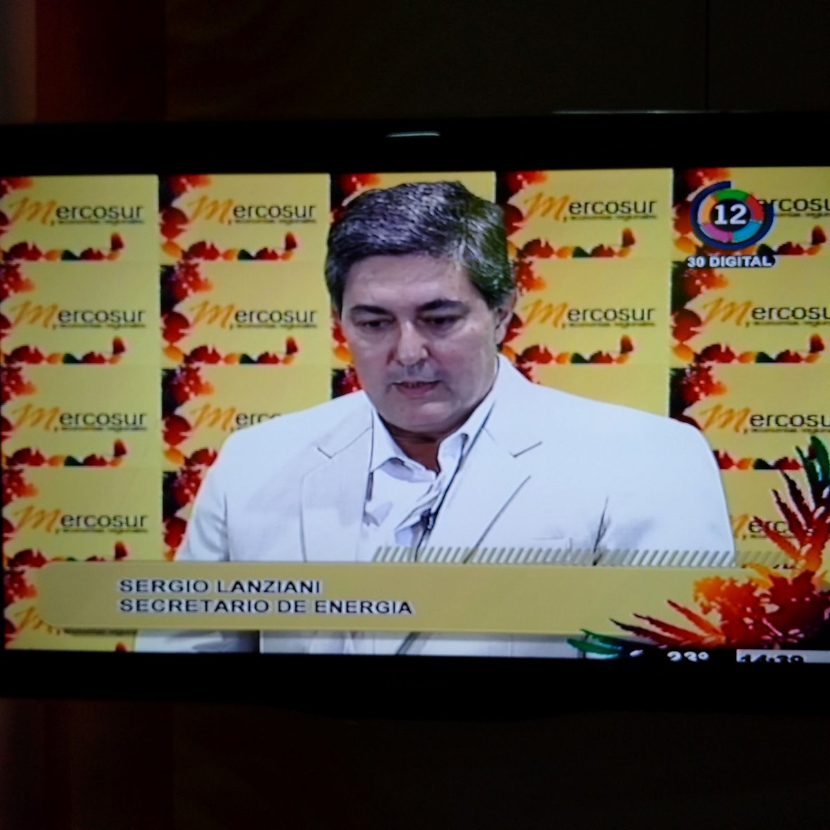 NFUllrich's tweet photo. MyER @tv12misiones Sergio Lanziani  "es muy positivo para nosotros que la EBY siga en manos misioneras" @SchiavoniH https://t.co/nbR9YJSwsY