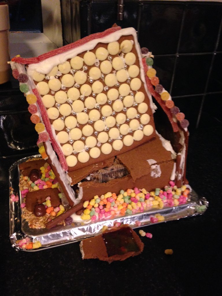 adamnewstead's tweet image. @emmanesbitt1986 @stuartfreeman13 AFTERSHOCK!!! #GoodbyeWindows