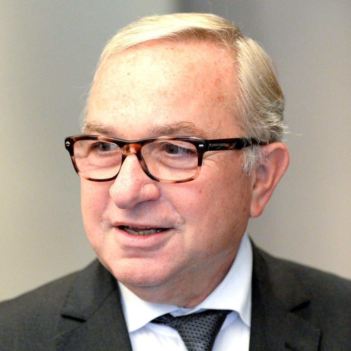 icipicardie's tweet photo. 1ère itw de @claudegewerc, pdt PS sortant @regionpicardie après les #Regionales2015 en direct ce mardi matin à 8h. https://t.co/kB7IgDXPPl