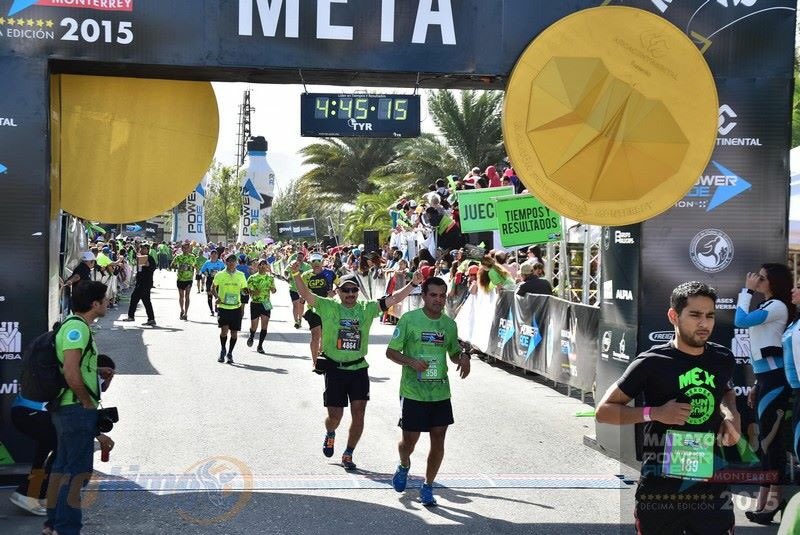 Felix_Torres04's tweet photo. @3umenides @Jisc_H  Maratón Powerade Monterrey 2015!! https://t.co/7QfV2ecnnm