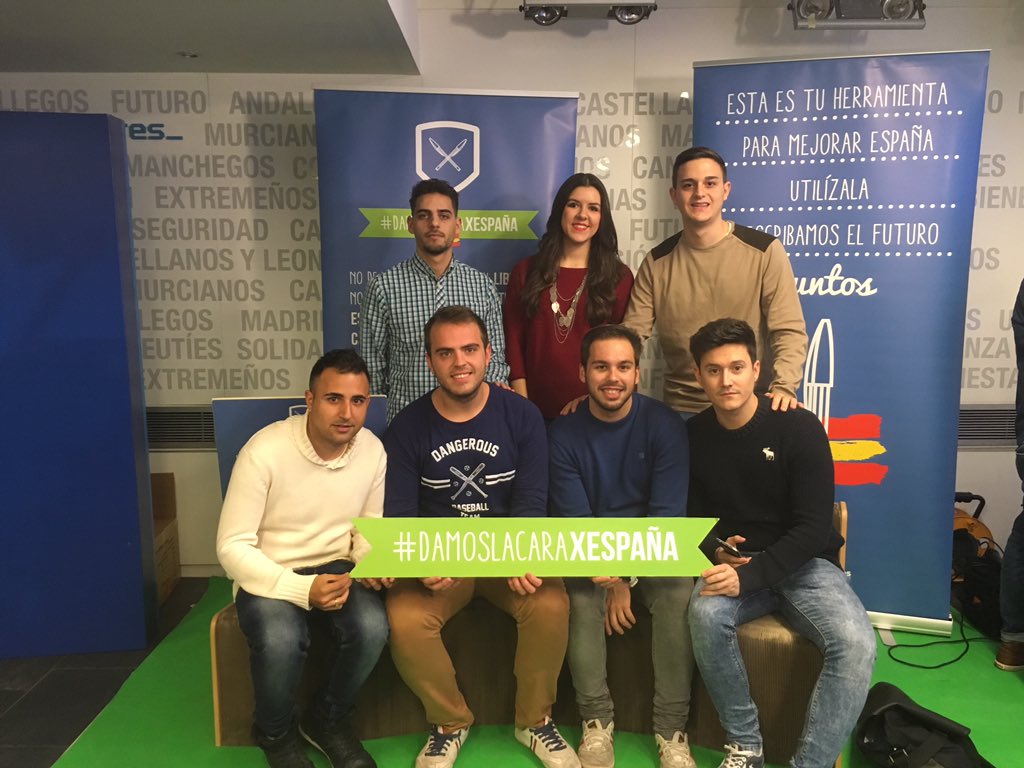 NNGG_Es's tweet photo. En el #CaraACara2015 desde Génova #DamoslacaraXEspaña @nnggmadrid @nnggarganda @nnggtetuan https://t.co/Baw9eSlppW