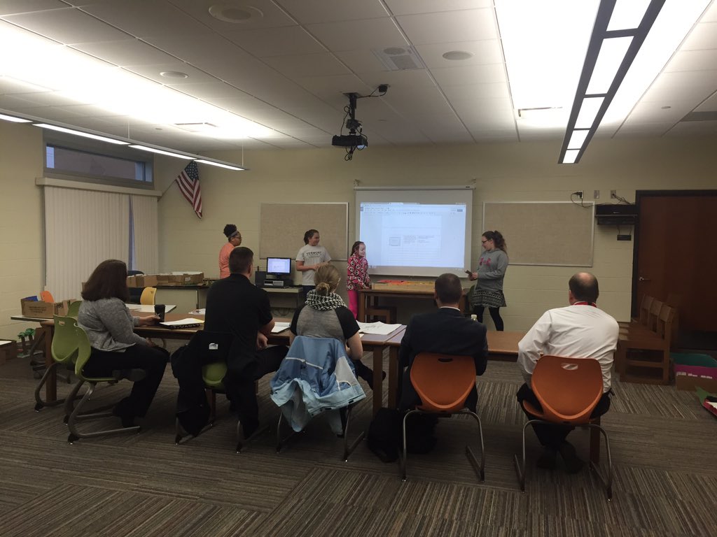 Thank you to <a href="/WWAarchitects/">WWA  Architects</a> ,<a href="/Lincoln_MCCSD/">Lincoln Intermediate</a> principals, Christina, and Mr. Jumper for providing feedback to Ss!