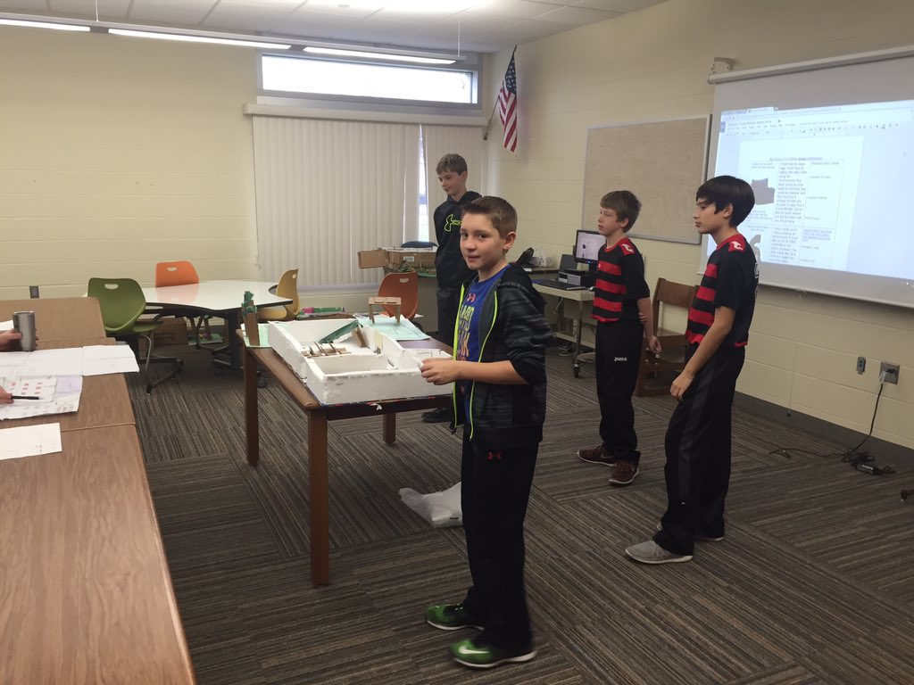 <a href="/Lincoln_MCCSD/">Lincoln Intermediate</a> day 1 of <a href="/WWAarchitects/">WWA  Architects</a> presentations was a success! Great ideas for new learning space #LincolnSTEAM