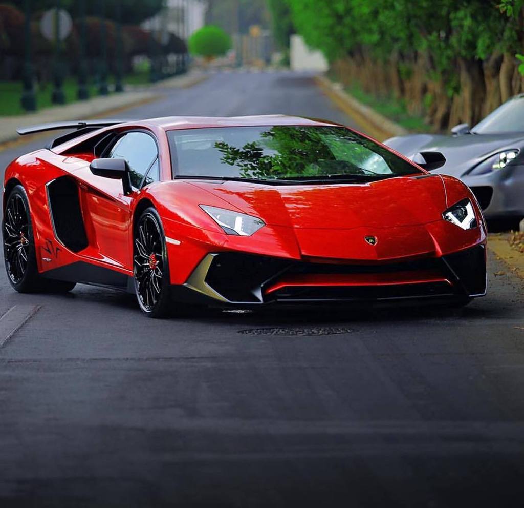 Lamborghini 055. Порше ламборджини. Порше 911 и макларен. Ламборджини,феррари и макларен. Ламборгини порш.