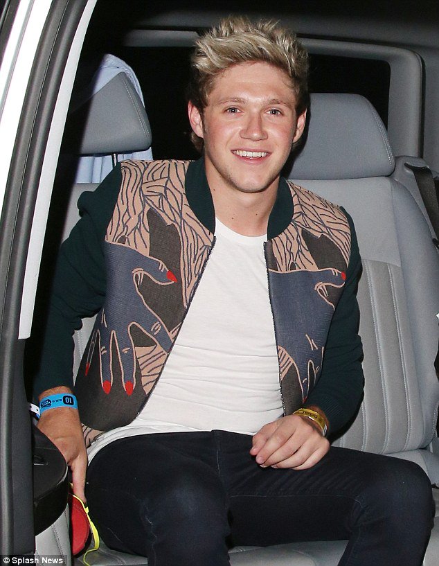 1DHQDaily's tweet photo. #MTVStars One Direction https://t.co/A0E3zvQRCP