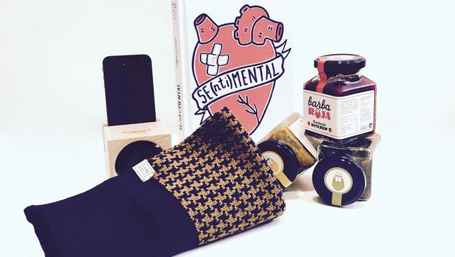 ElHypeMag's tweet photo. Los #regalos #XmasElhype https://t.co/3XNRcc1y0W @_Jesus_Andres_ #Ecophonic @salsasbarba #WOOLLO @alfonso_casas_ https://t.co/LC9zxYxPOe