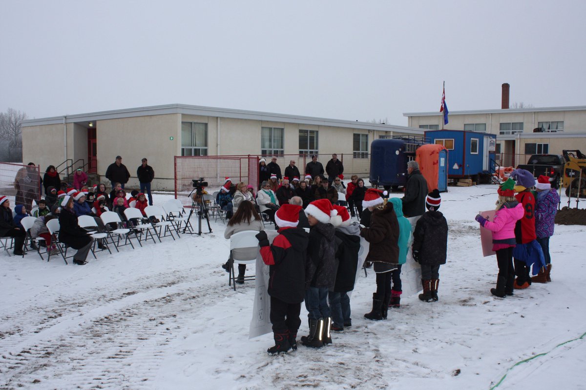 PrairieRoseSD8's tweet photo. P1: Schuler School holds official ground breaking ceremony for new replacement school. #prsd8 #abed @schulerschool1 https://t.co/Y0owei9S9N