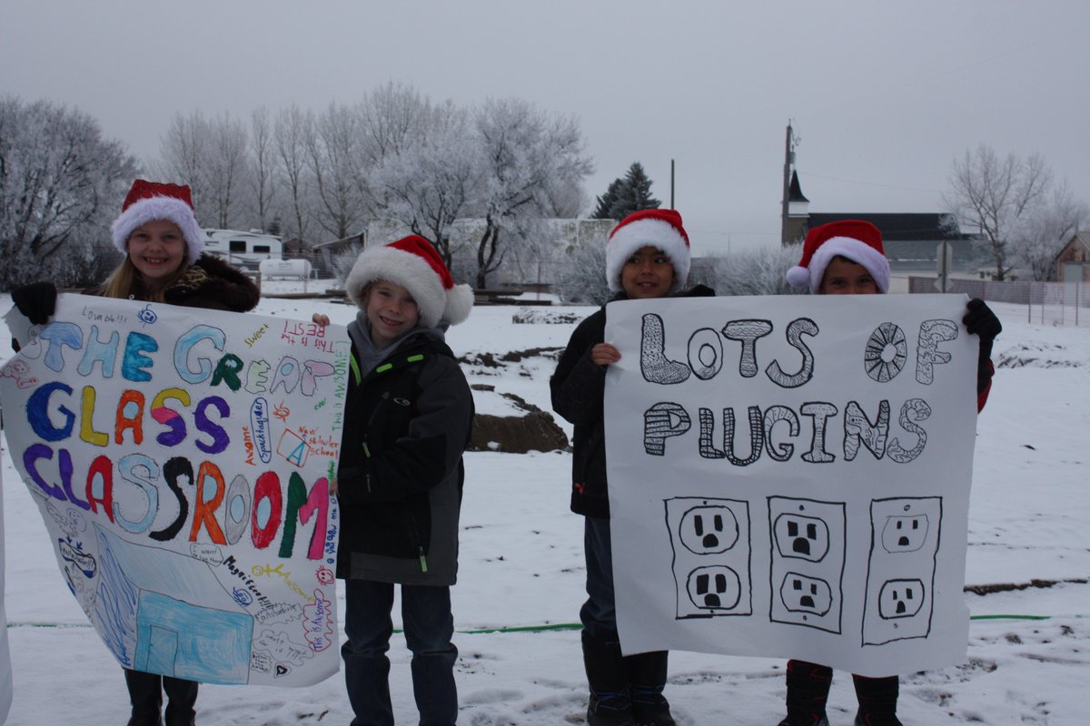 PrairieRoseSD8's tweet photo. P2: Schuler School holds official ground breaking ceremony for new replacement school. #prsd8 #abed @schulerschool1 https://t.co/U8DYfoyBBK