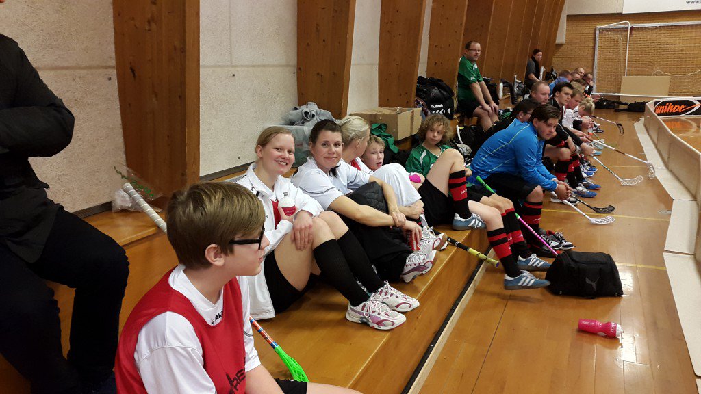 I denne søde juletid - taaf.dk/i-denne-soede-…

#TeamÅrhusFloorball #TÅF #TAAF #Floorball #VildeElge