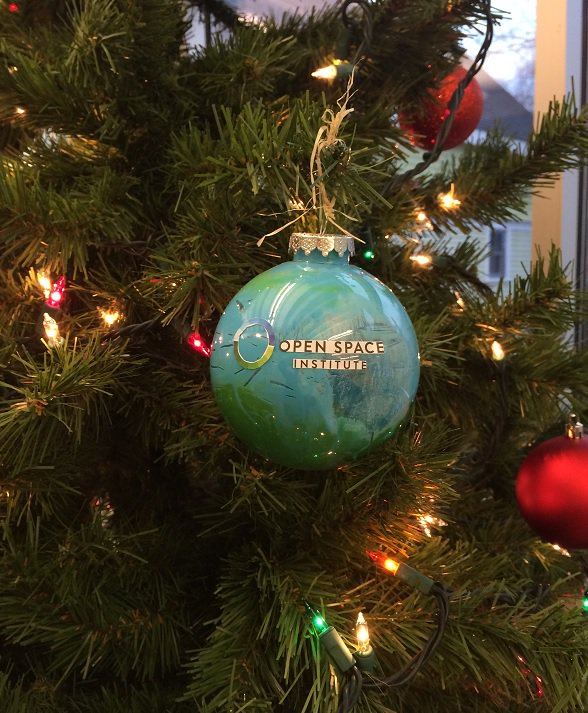 OpenSpaceInst's tweet image. Get outside this holiday season! #landprotection