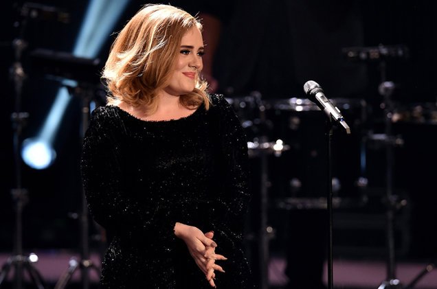 billboard's tweet image. Adele announces 2016 North American tour (her first in 5 years) blbrd.cm/GJxqAJ