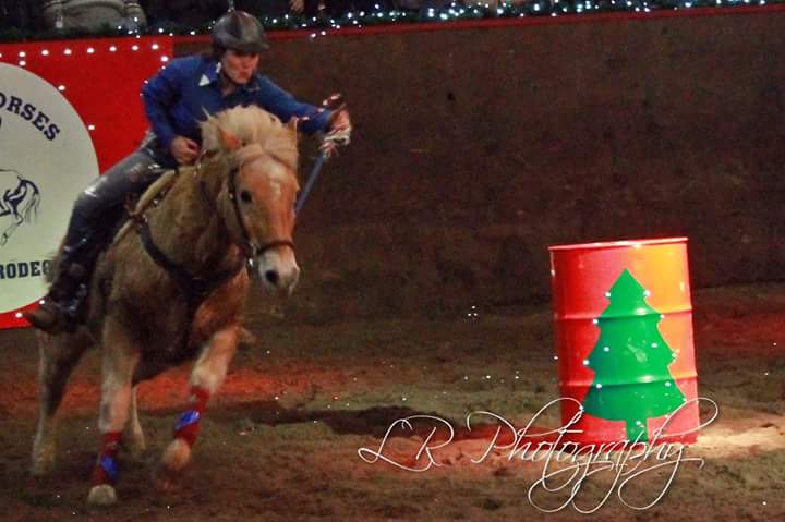SandyGraceB's tweet photo. @Ranchdressn  #helmettough #John316 https://t.co/jVUO2Vo7xj