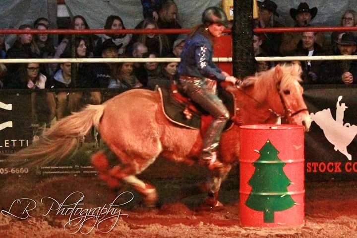SandyGraceB's tweet photo. @Ranchdressn  #helmettough #John316 https://t.co/jVUO2Vo7xj