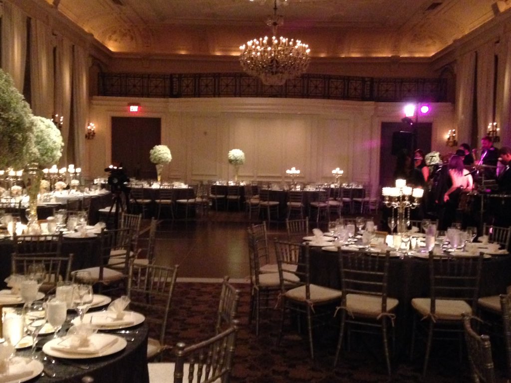 BellevuePhilly's tweet photo. Getting engaged over the holidays?   Hyatt at The Bellevue... #Bellevuephilly #Phillybride https://t.co/T14PptHcwE
