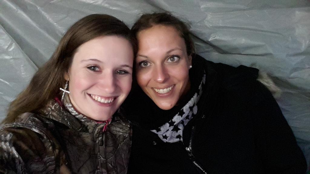 SandyGraceB's tweet photo. #bestfriends  #thankyou https://t.co/4ySfqZjcWe