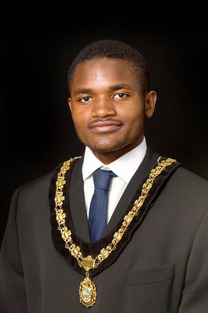 WhatSusanDid's tweet photo. Delighted to welcome @StevenageYMayor @yvangelistSG back to @Davinci_school tonight. Check out his #SoulsofStevenage https://t.co/0933ZEZoBz