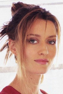 Happy Birthday to Natascha McElhone (46)   